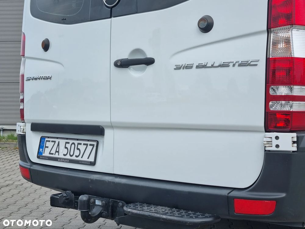 Mercedes-Benz Sprinter - 15