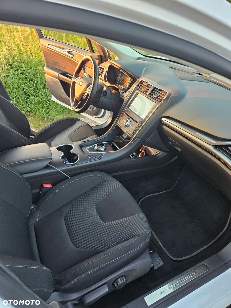 Ford Mondeo 2.0 TDCi STart-Stopp PowerShift-Aut Titanium - 26