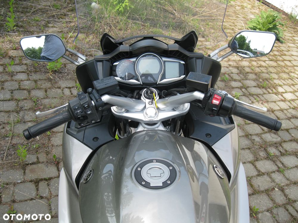 Yamaha FJR - 18
