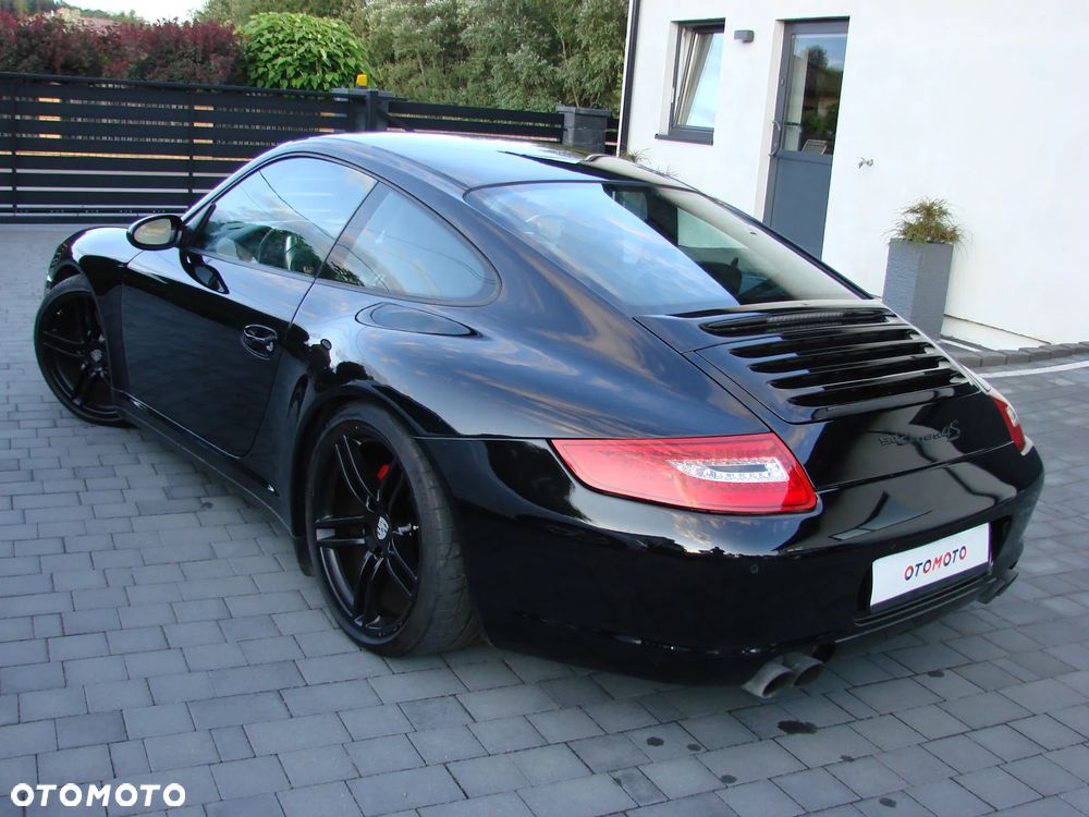 Porsche 911 Carrera 4 S - 11
