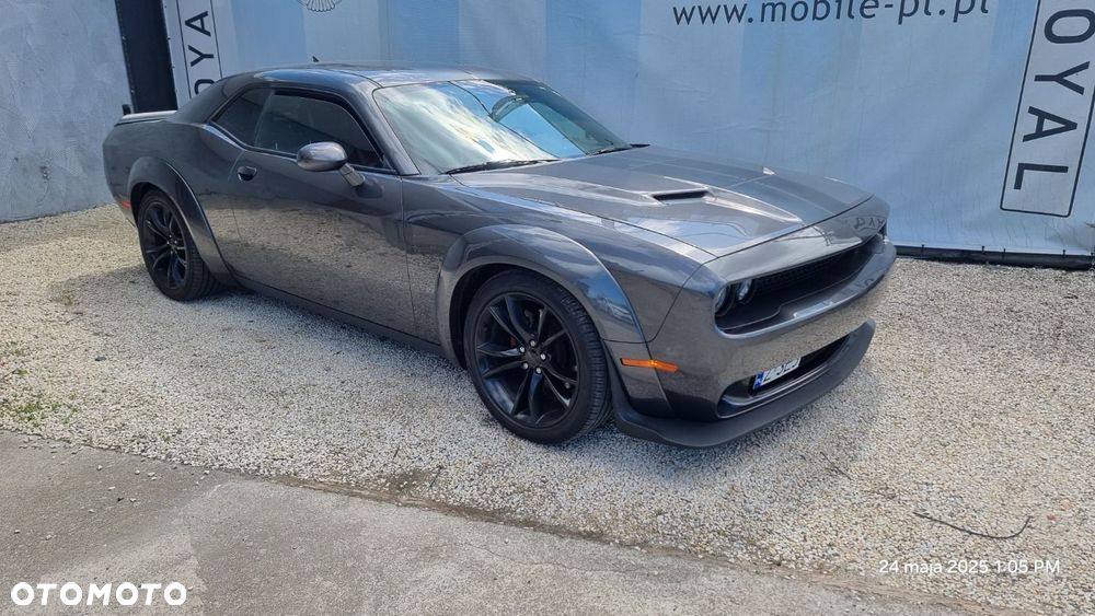 Dodge Challenger - 40