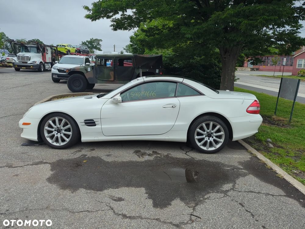 Mercedes-Benz SL - 12