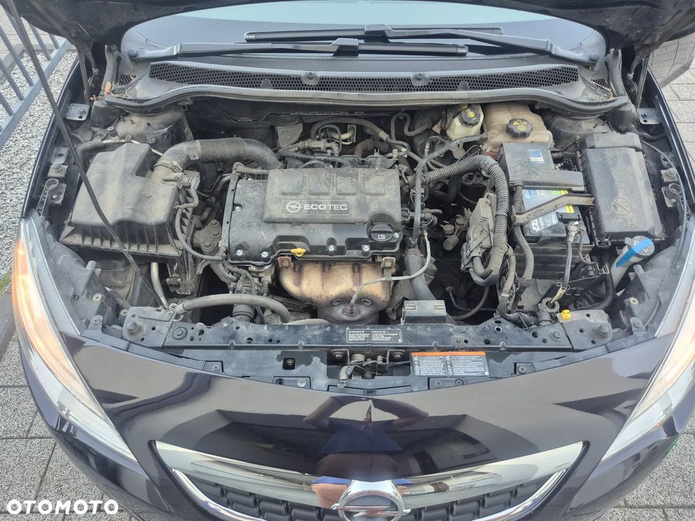 Opel Astra 1.4 ecoFLEX - 33