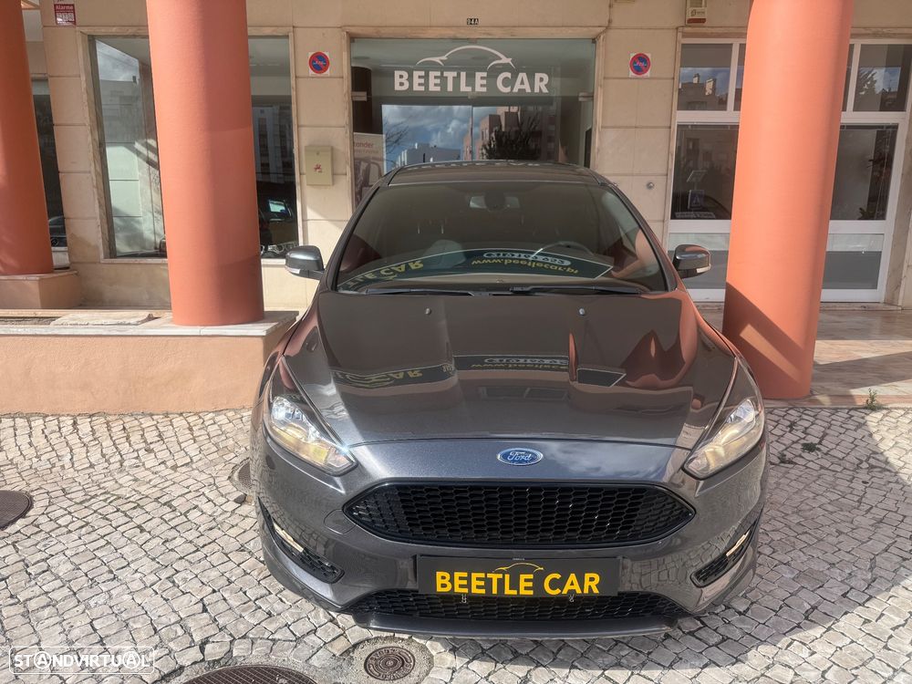 Ford Focus SW 1.5 TDCi ST-Line - 4