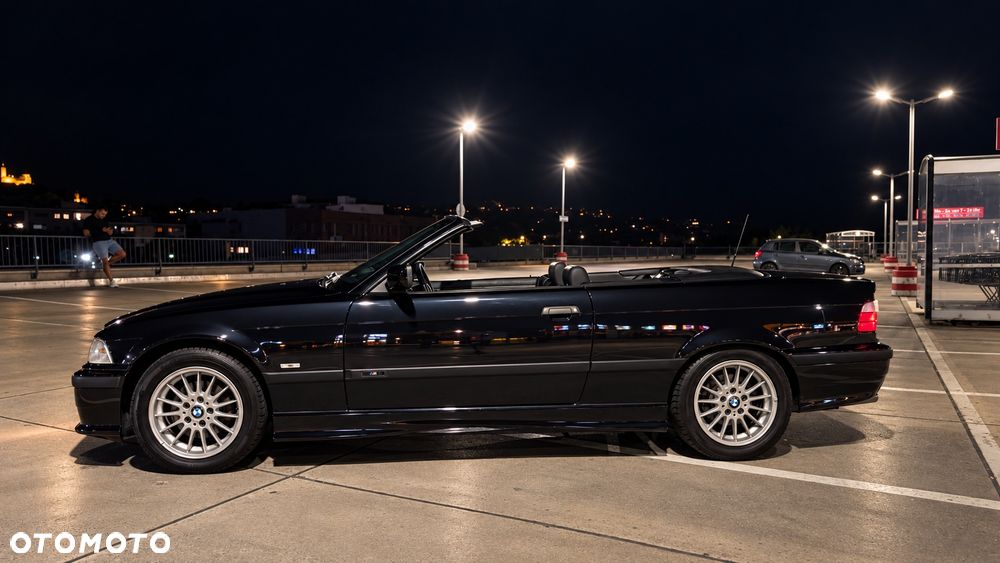 BMW Seria 3 320i - 21