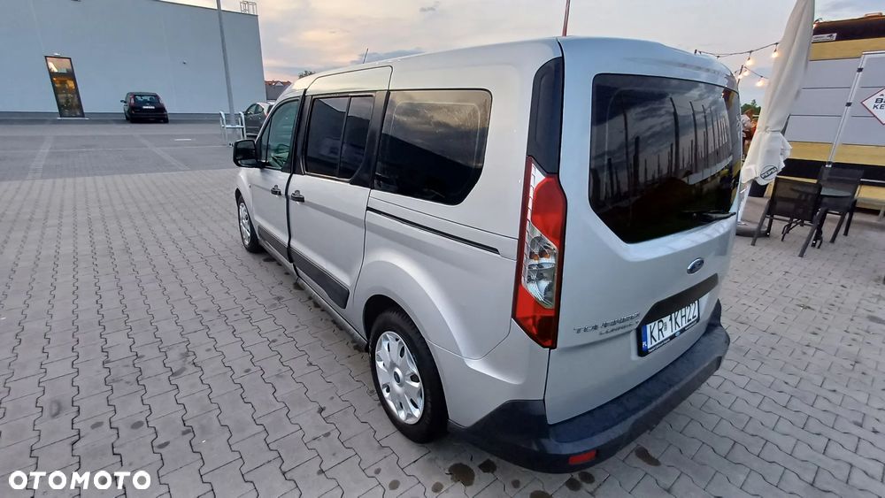 Ford Tourneo Connect Grand ver-gr-1-5-tdci-trend - 8
