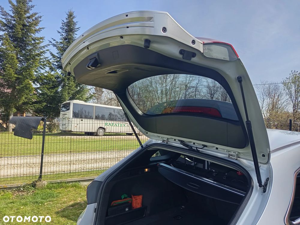 Hyundai i40 1.7 CRDi Comfort - 19