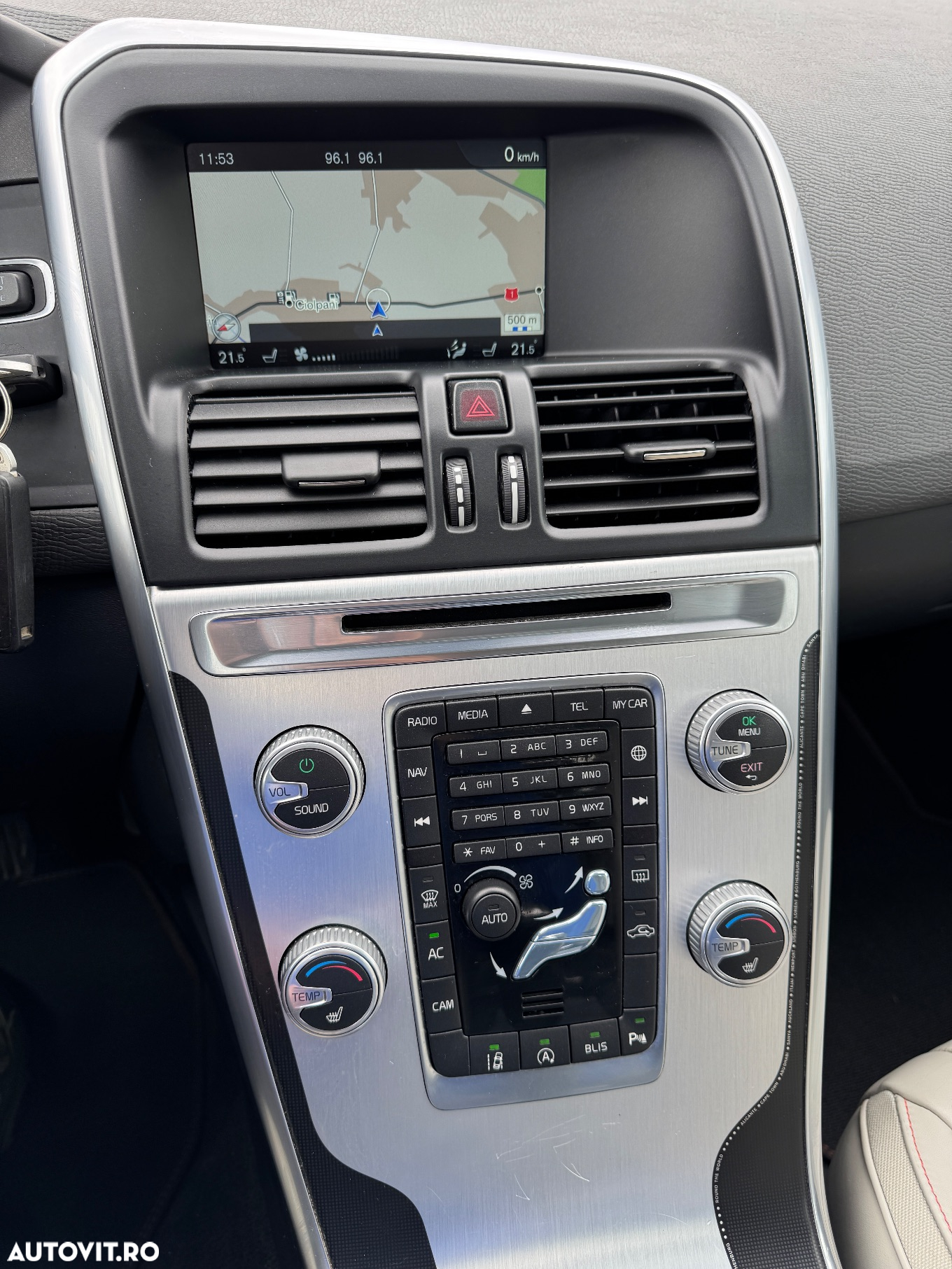 Volvo XC 60 D4 Ocean Race - 4