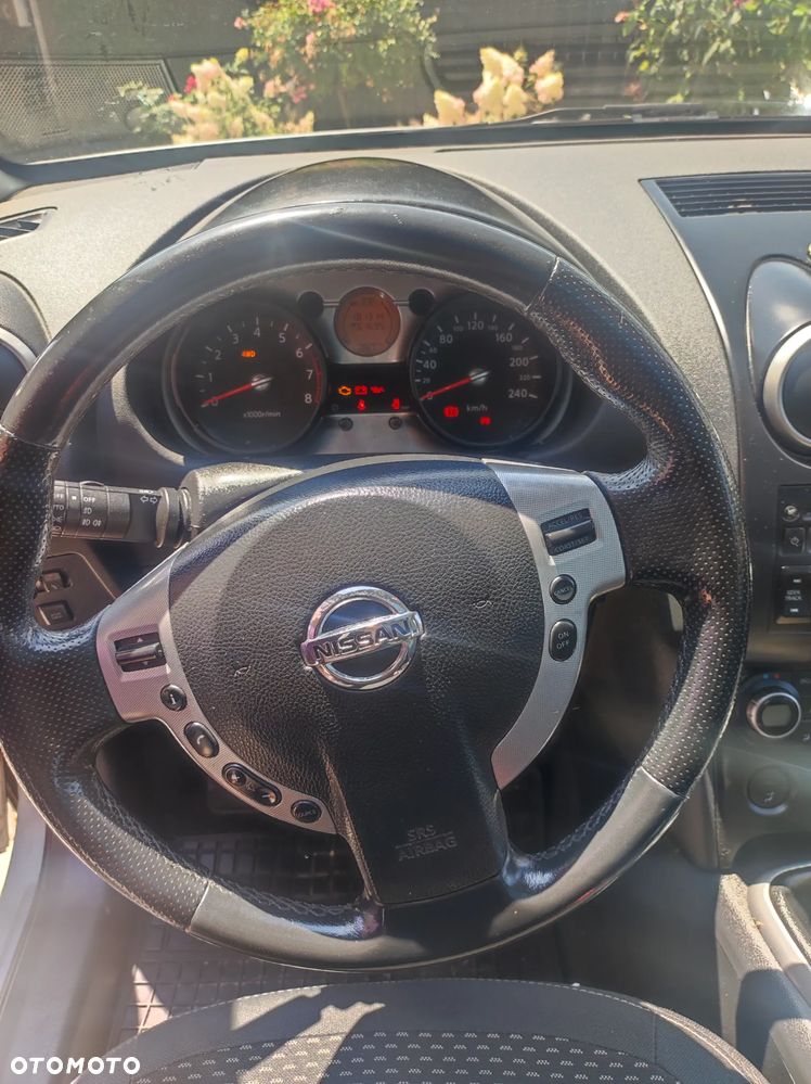 Nissan Qashqai - 9