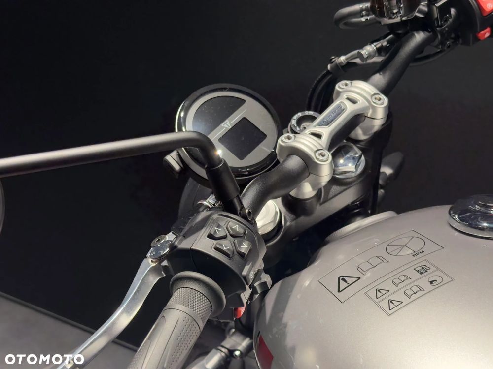 Triumph Speed Twin - 8