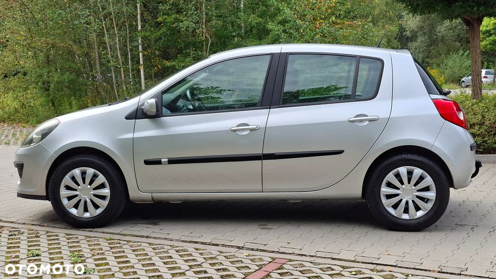 Renault Clio 1.2 16V Dynamique - 4