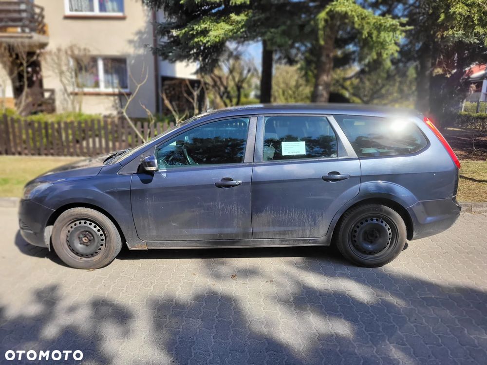 Ford Focus 2.0 TDCi DPF Ghia - 3