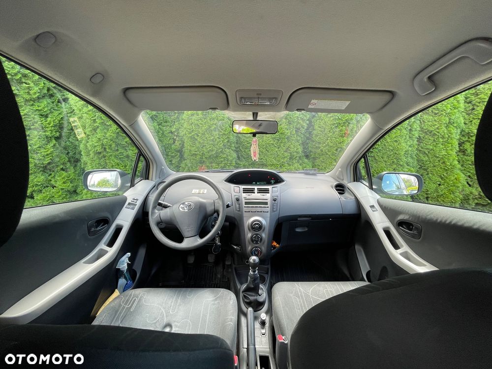 Toyota Yaris 1.4 D-4D Luna EU5 - 7