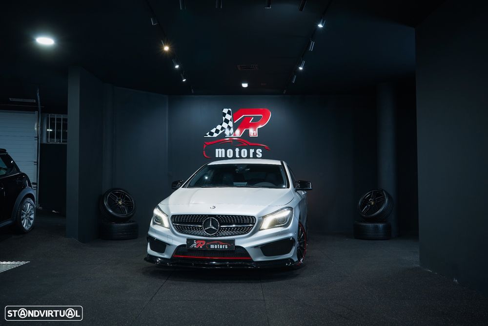 Mercedes-Benz CLA 200 d Shooting Brake AMG Line - 3