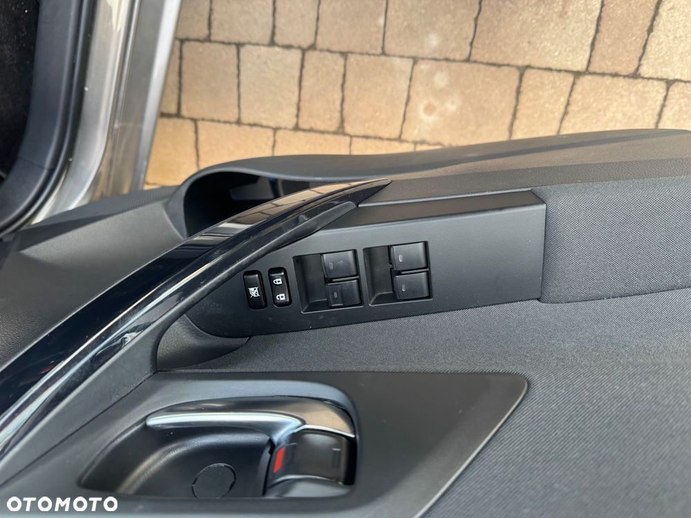 Toyota Auris 1.2 T Premium - 18