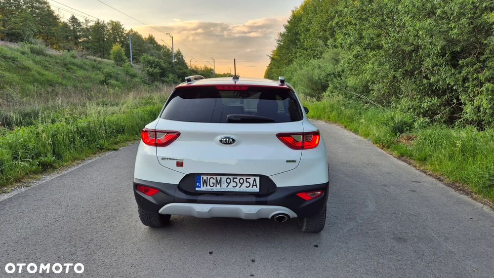 Kia Stonic 1.6 CRDi SCR L - 5