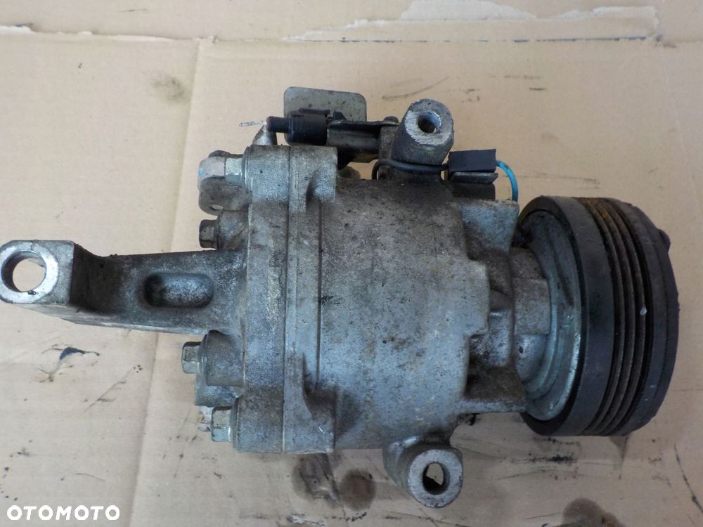 SUZUKI SWIFT IV SPRĘŻARKA POMPA KLIMATYZACJI 95200-68LA1 - 1