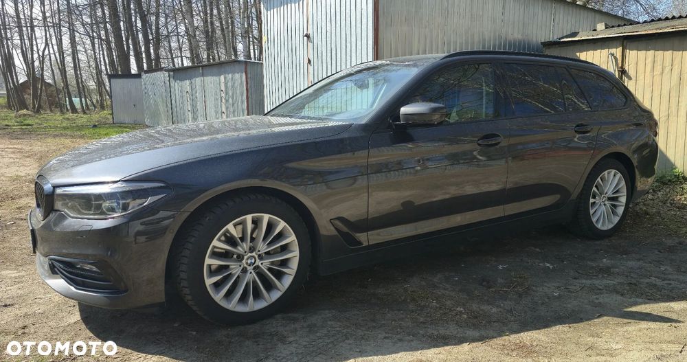 BMW Seria 5 530d xDrive Luxury Line sport - 14