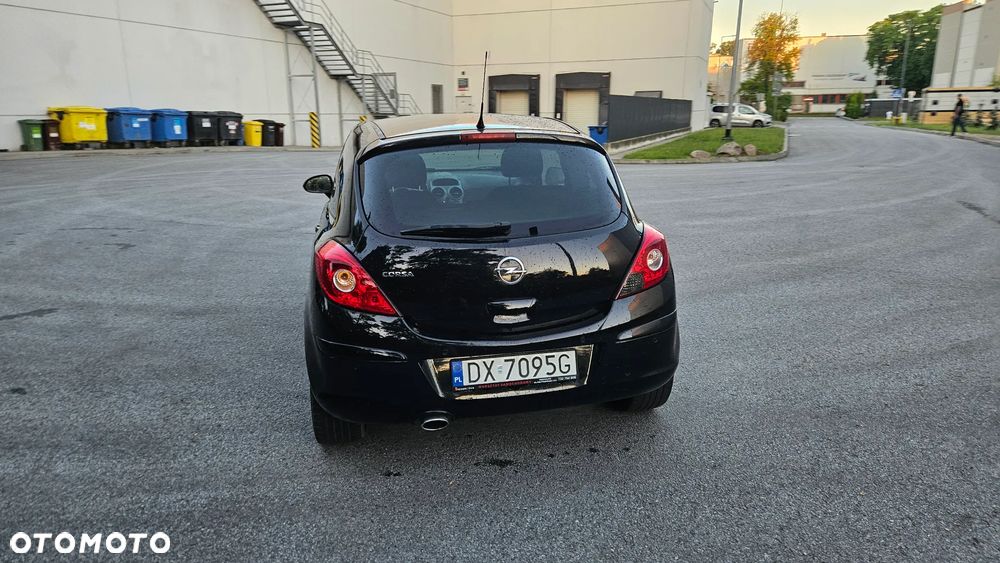 Opel Corsa - 11