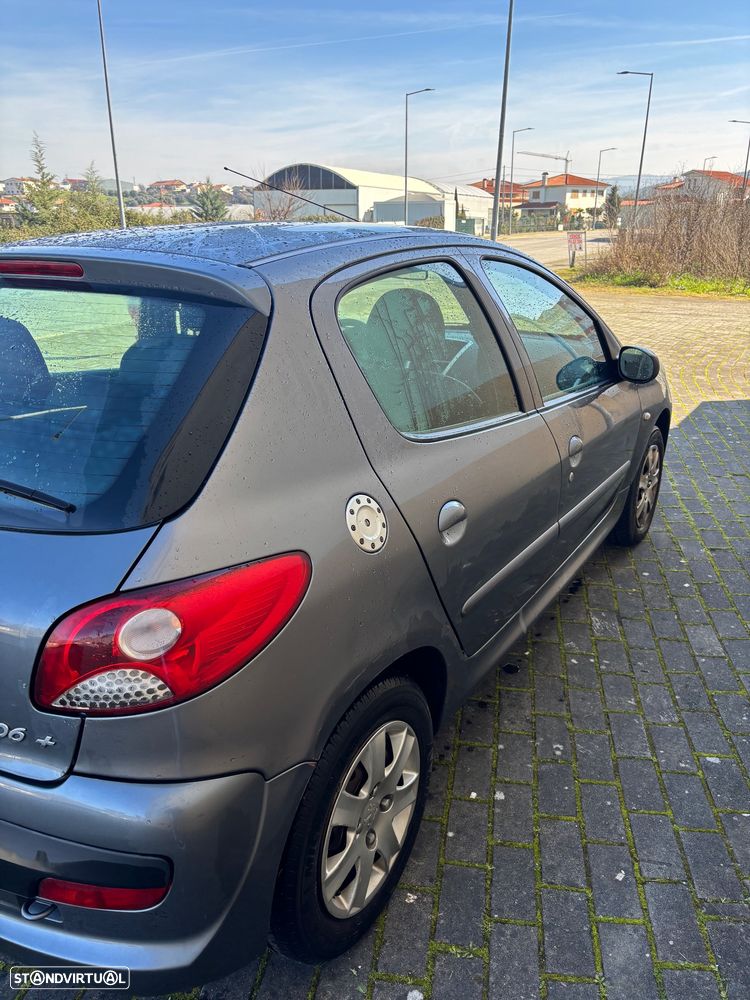 Peugeot 206+ - 2
