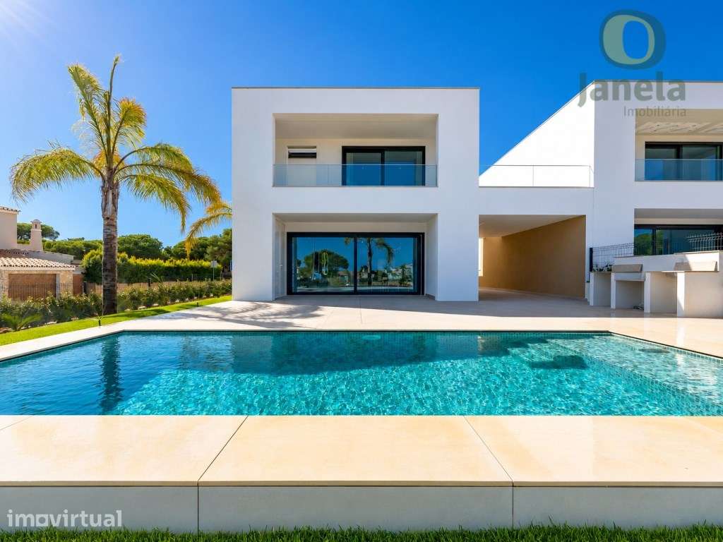 Exclusiva Moradia T3 Próxima da Marina de Vilamoura e das Praias do... - Grande imagem: 2/42