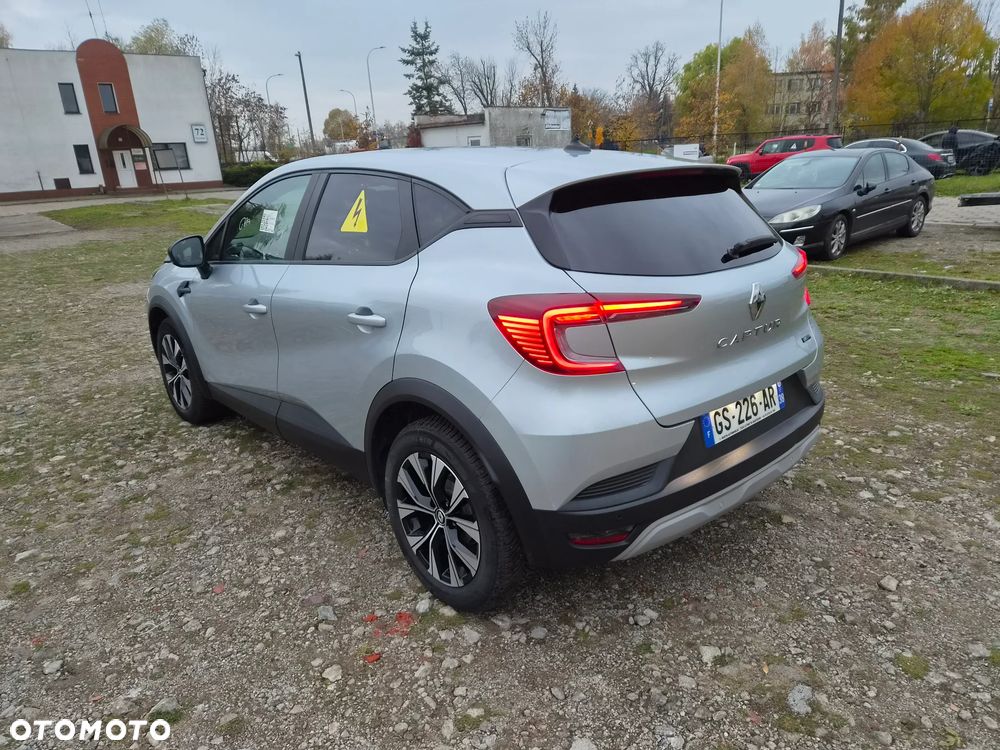 Renault Captur 2023 photo 3