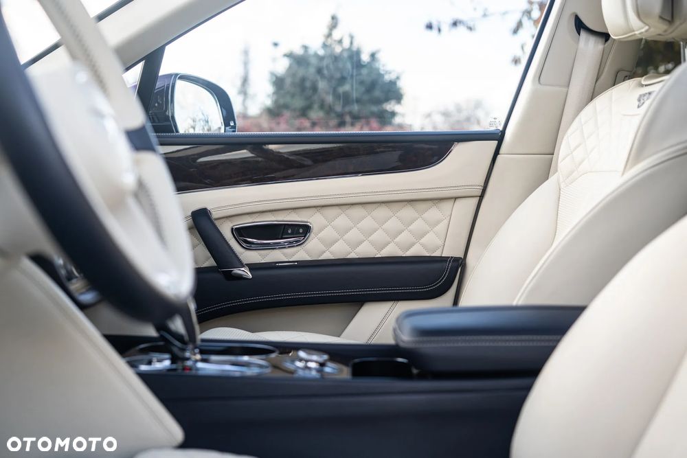 Bentley Bentayga W12 - 17