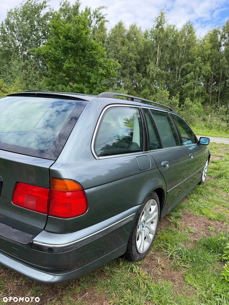 BMW Seria 5 - 8