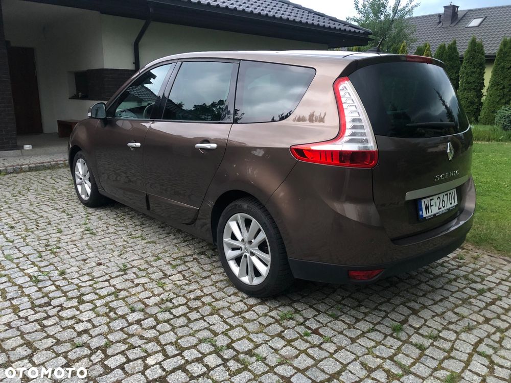 Renault Scenic 2.0 dCi Privilege - 6