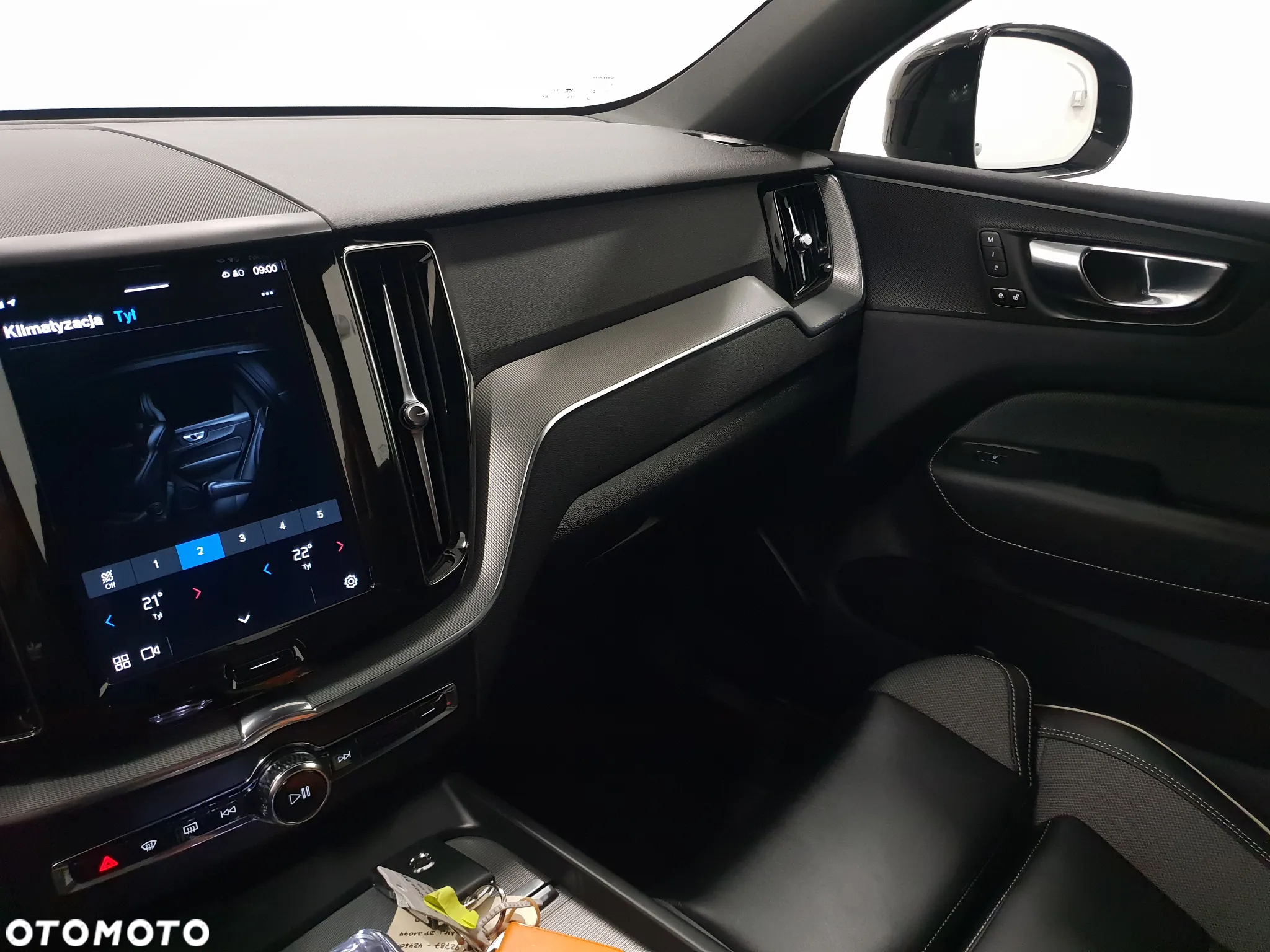 Volvo XC 60 B4 D Geartronic RDesign - 24