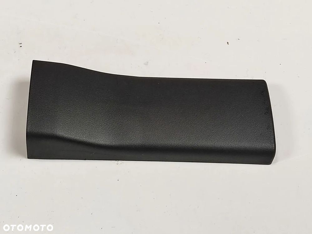 TOYOTA YARIS 19-24r Osłona Obudowa Lusterka Sensora Deszczu - 1