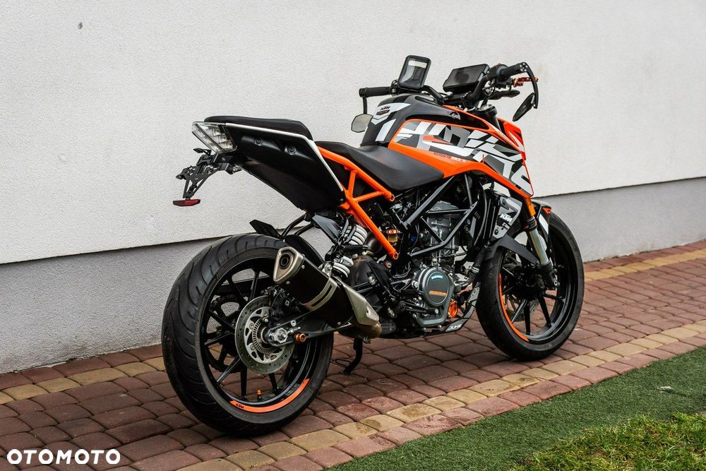 KTM Duke - 4