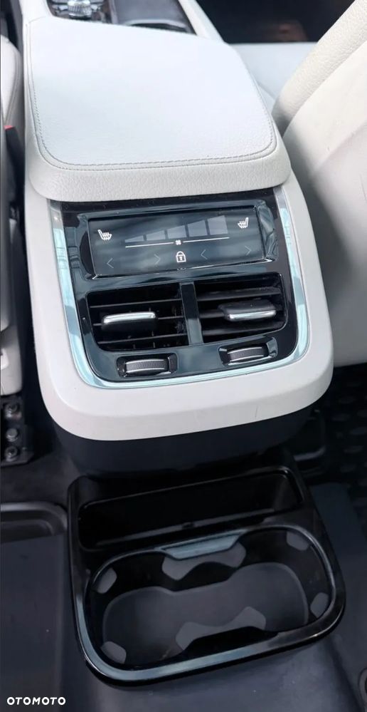 Volvo XC 90 - 16