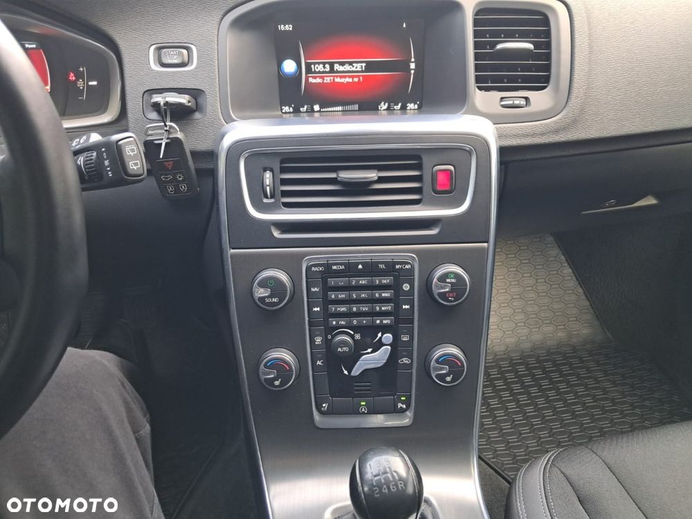 Volvo V60 D3 Edition - 19