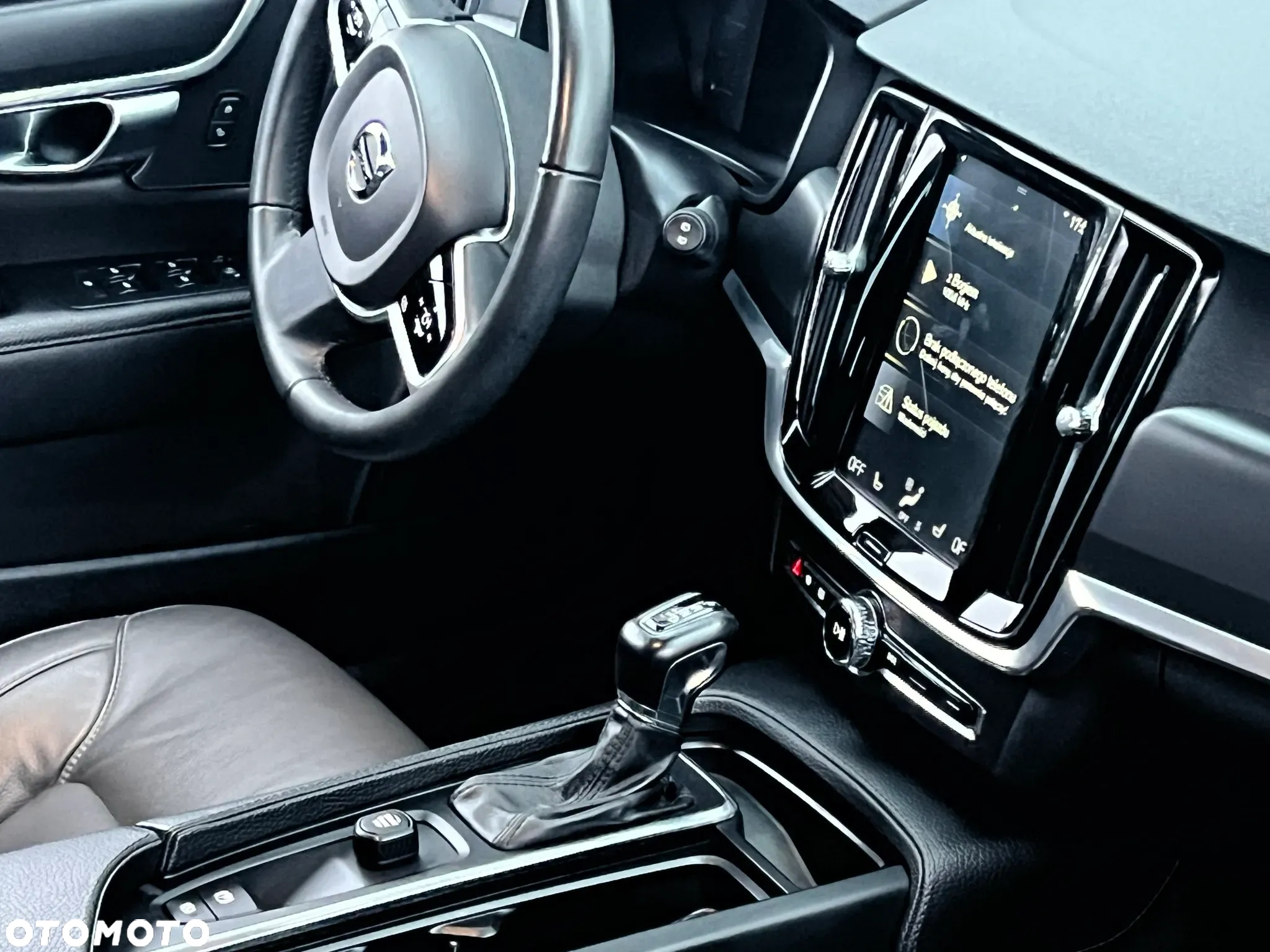 Volvo V90 - 21