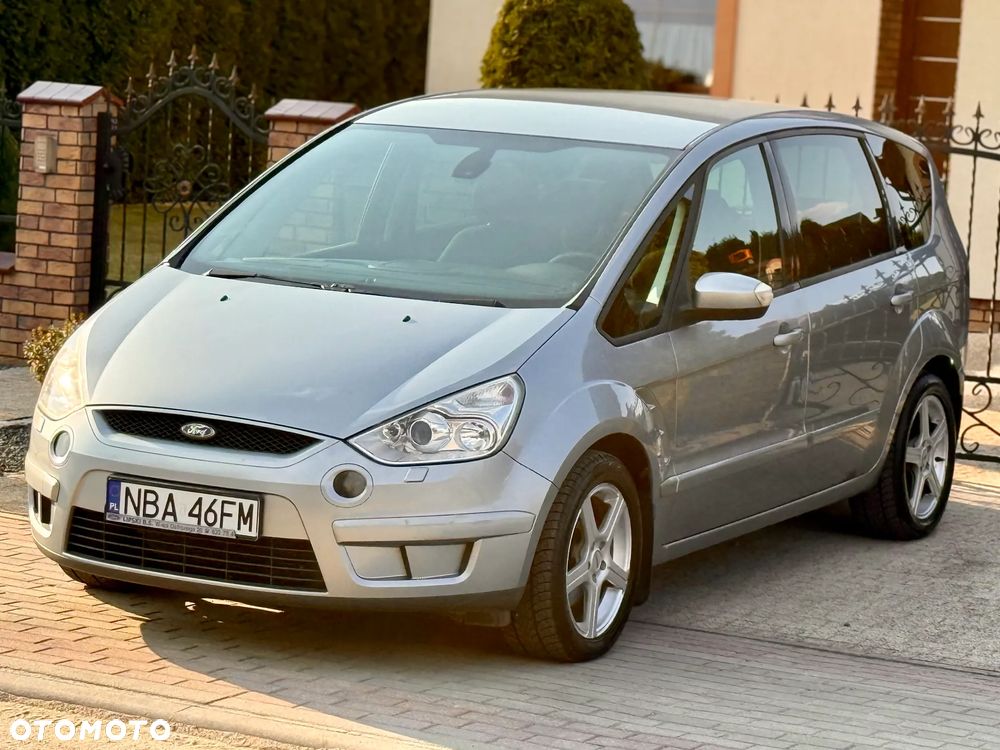 Ford S-Max 2.0 TDCi DPF Titanium - 4