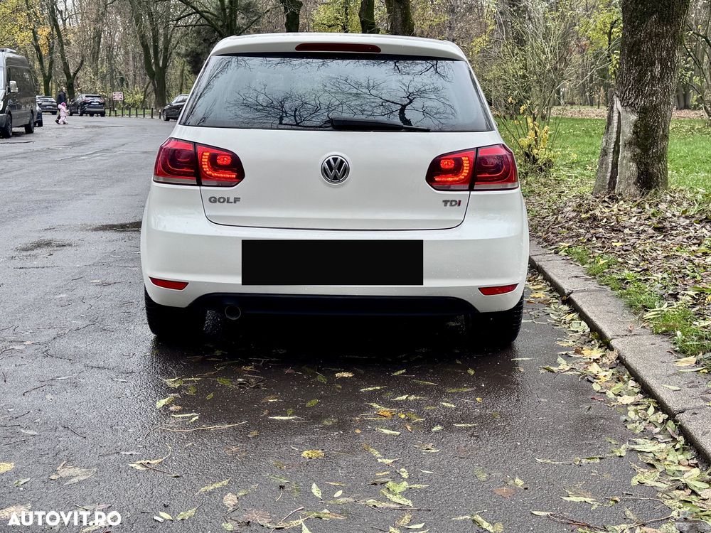 VOLKSWAGEN Golf 2012 — imagine 4