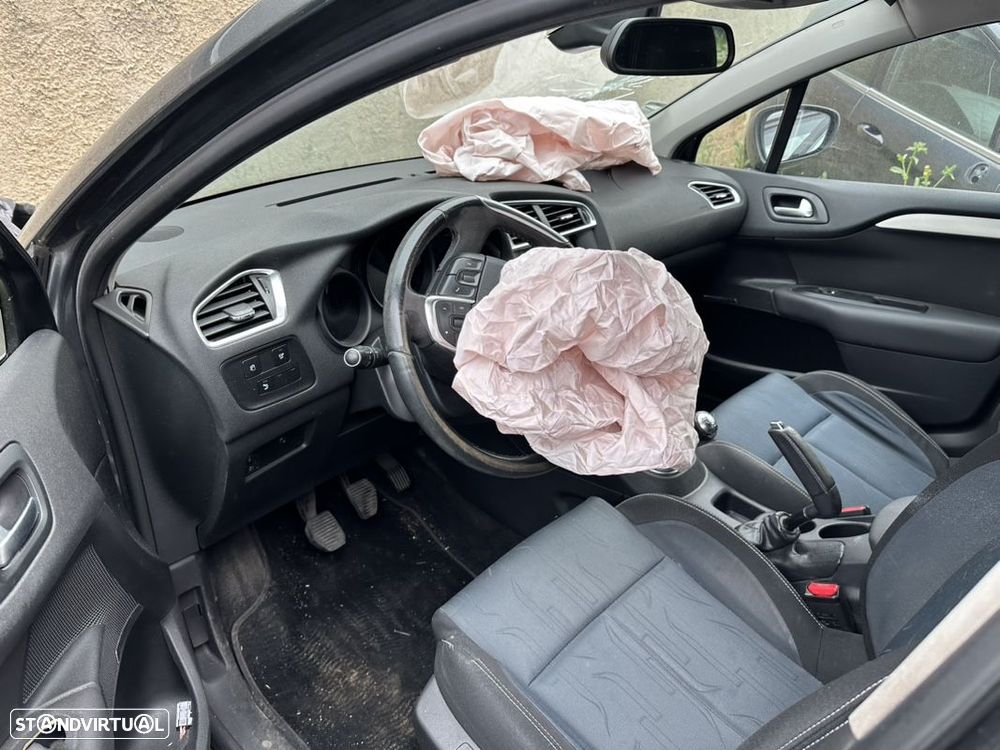 Citroen C4 1.6 Hdi de 2010 para peças - 3