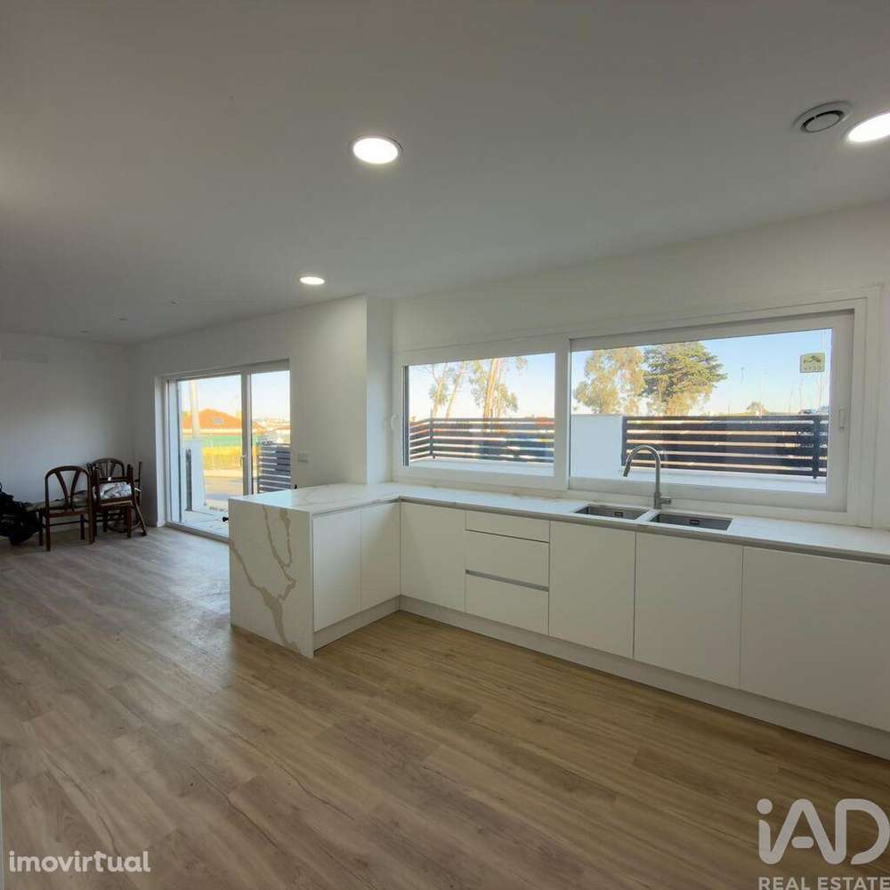 Casa / Villa T3 em Rio de Mouro de 265,00 m2 - Grande imagem: 5/30