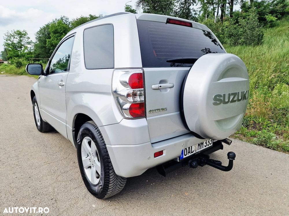 Suzuki Grand Vitara 1.9 DDiS Comfort - 8