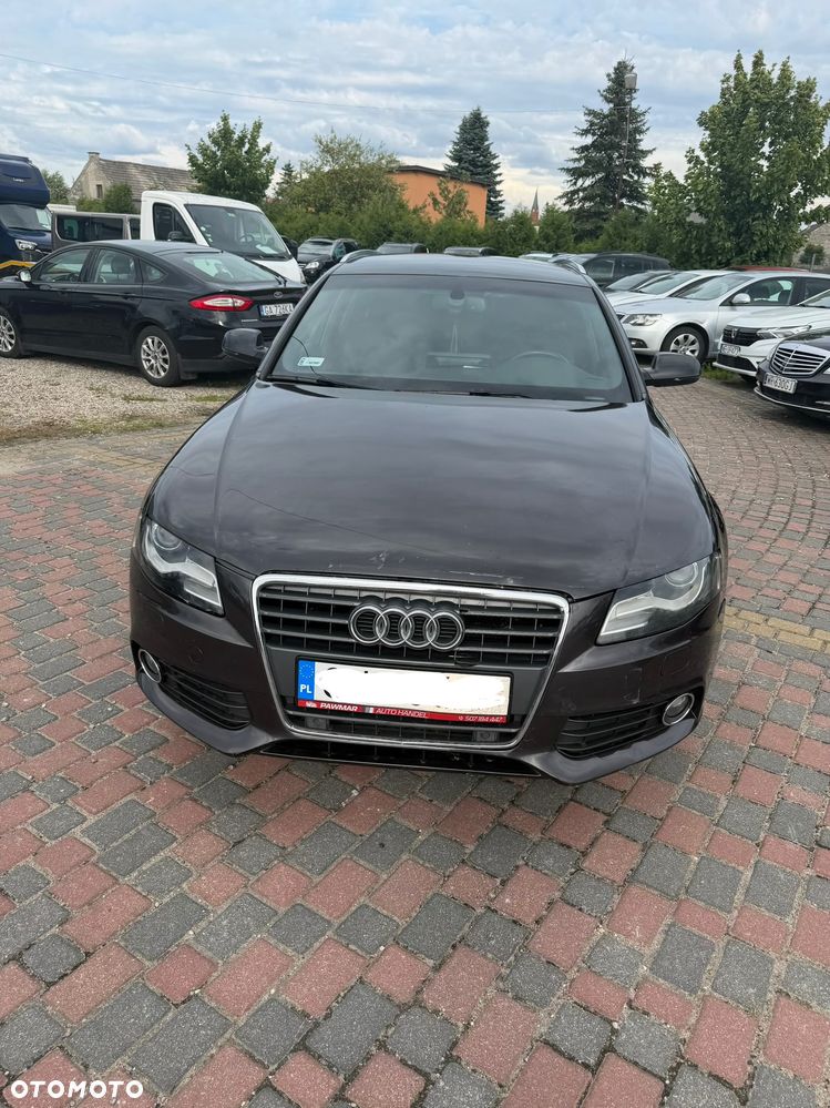 Audi A4 Avant - 4