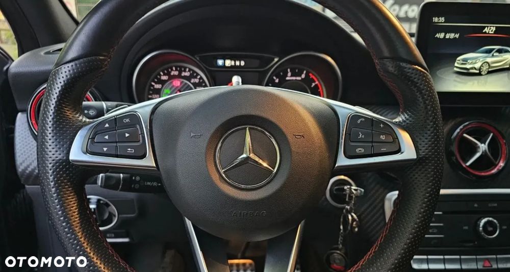 Mercedes-Benz Klasa A AMG 45 4-Matic - 12