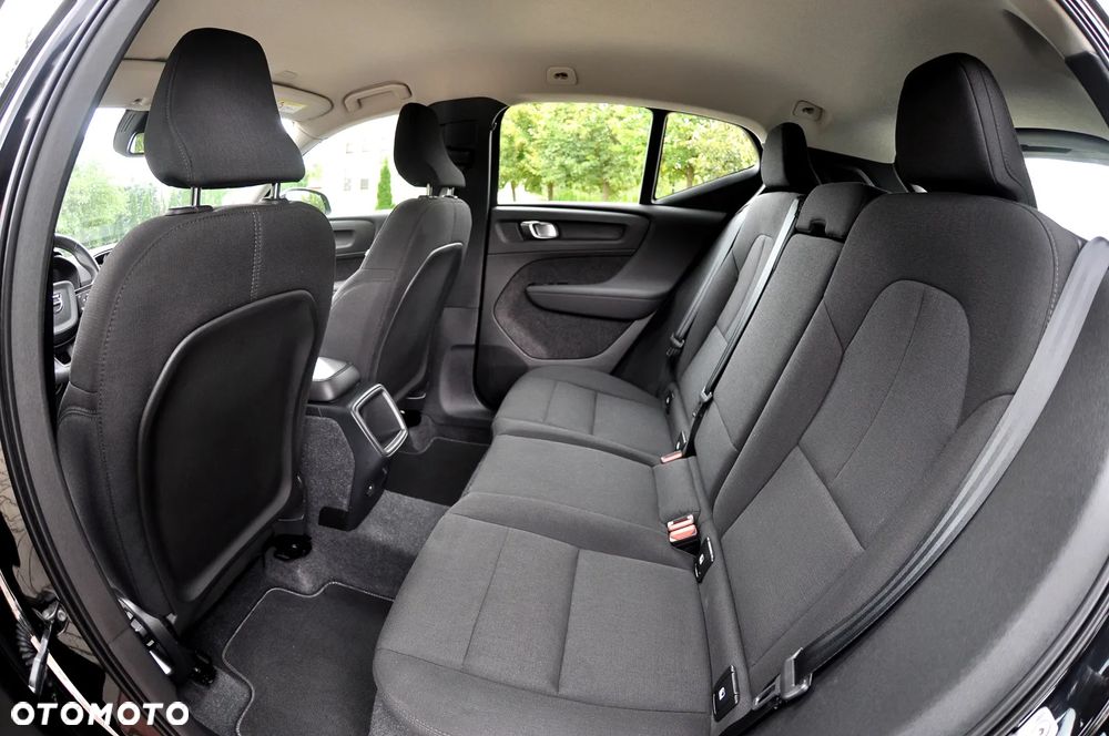 Volvo XC 40 T2 Momentum Pro - 18