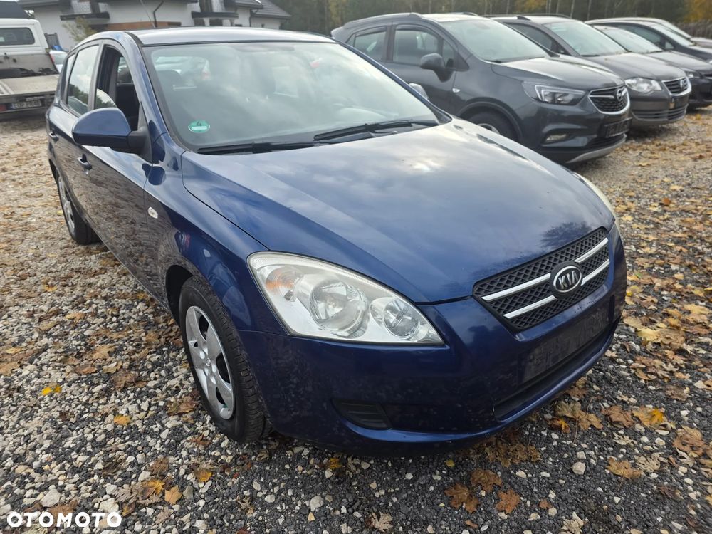 Kia Ceed 1.4 CVVT Attract - 7