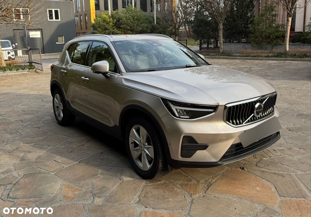Volvo XC 40 B4 AWD Plus Bright - 12