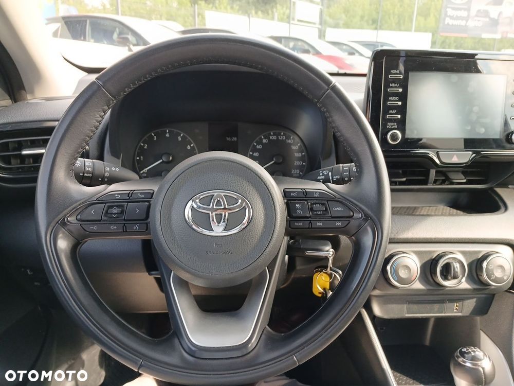Toyota Yaris - 17
