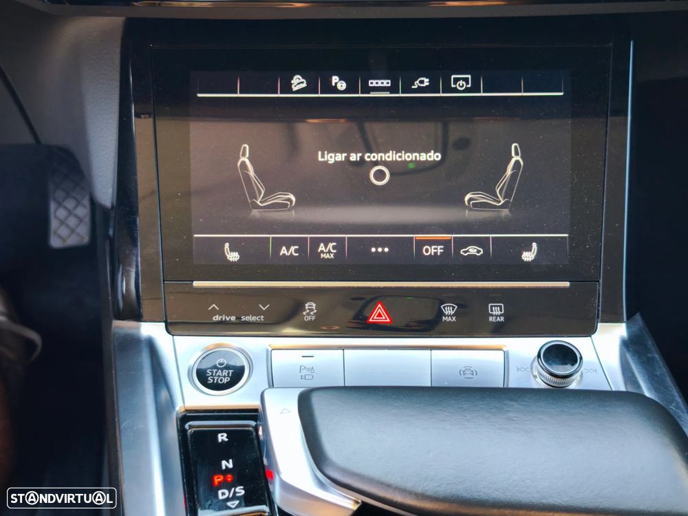 Audi e-tron 55 quattro - 15