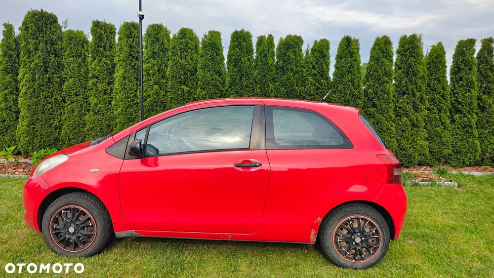 Toyota Yaris 1.0 Luna - 5