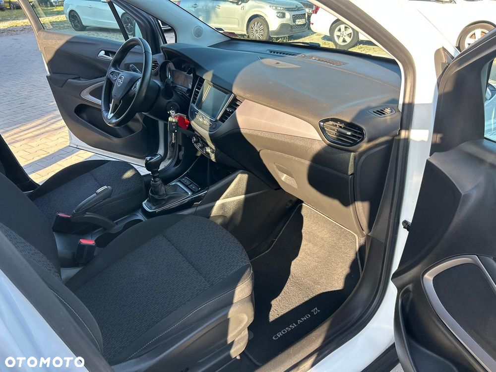 Opel Crossland X 1.2 T Eco Enjoy S&S - 26