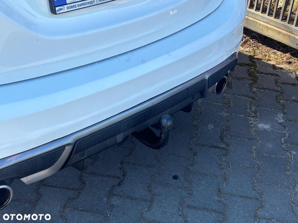 Volvo V60 D3 R-Design - 5